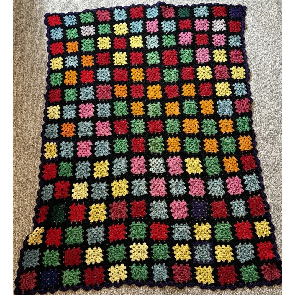 VTG GRANNY SQUARE Handmade Crochet Purple Ruffle Border 60x45 Afghan Throw 1970s